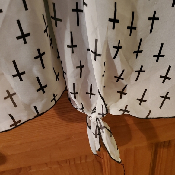 Luv Me More Sheer Top XL - Picture 3 of 4